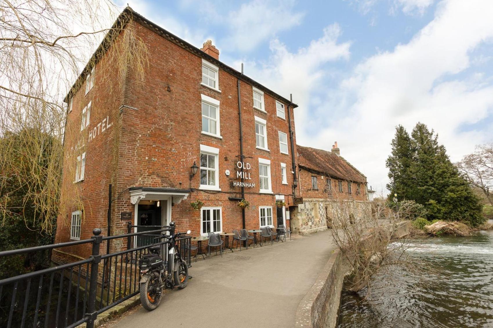 Old Mill Hotel Salisbury Exteriér fotografie